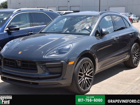 Used 2026 Porsche Macan AWD/4WD image 1