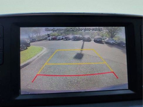 Used 2019 Hyundai Santa Fe SE image 23