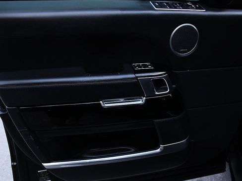 Used 2015 Land Rover Range Rover Autobiography AWD/4WD image 8