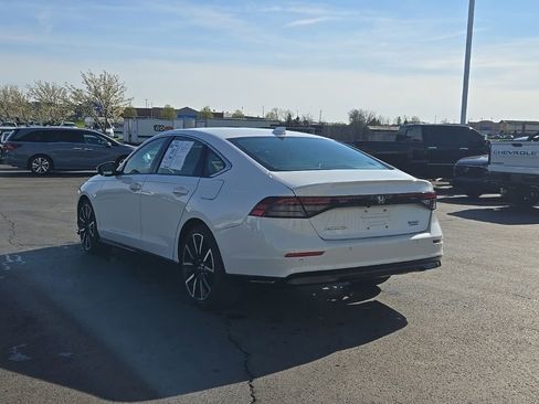Used 2025 Honda Accord Touring image 5