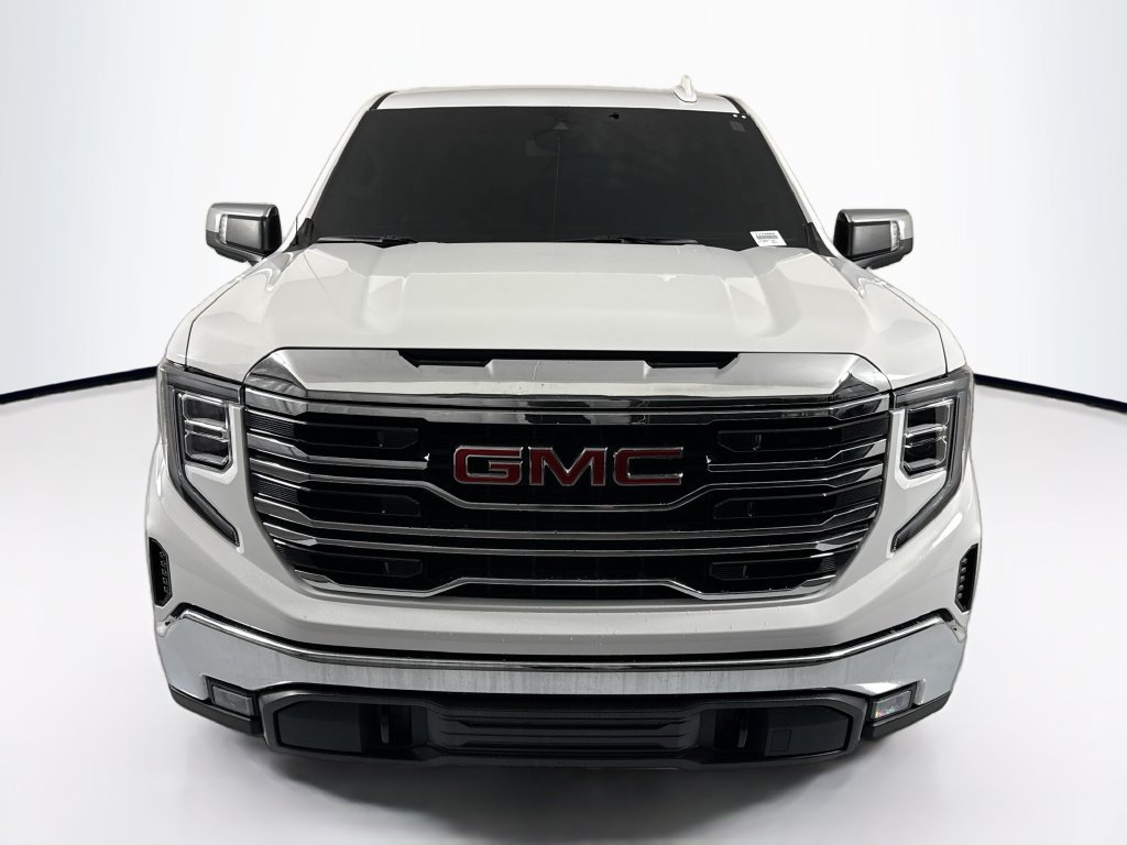 Used 2026 GMC Sierra 1500 SLT AWD/4WD image 2