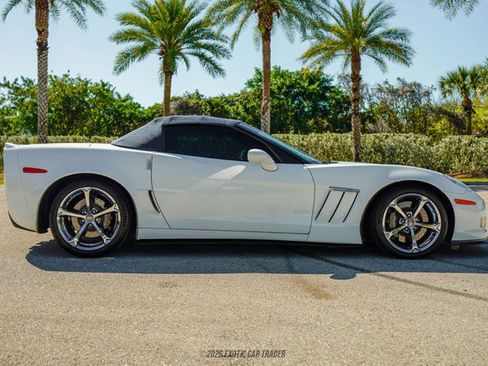 Used 2013 Chevrolet Corvette Grand Sport w/ 4LT Preferred Equipment Group image 17