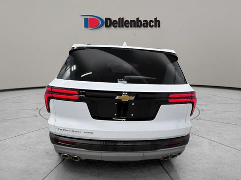 Used 2026 Chevrolet Traverse LT AWD/4WD image 4