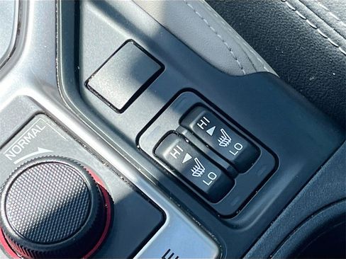 Used 2024 Subaru Forester Premium image 20