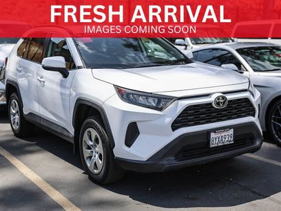 Used 2021 Toyota RAV4 LE w/ Carpet Mat Package (TMS)