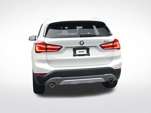 Used 2017 BMW X1 sDrive28i image 5