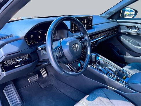 Used 2023 Honda Accord Sport image 17