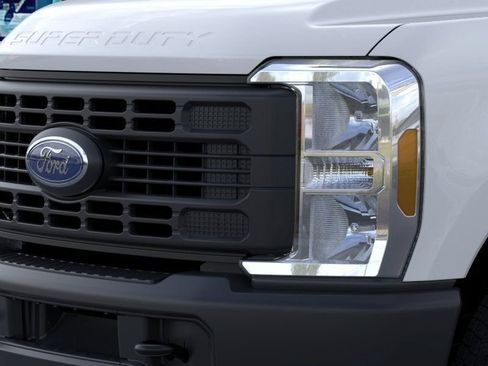 New 2026 Ford F350 XL AWD/4WD image 17