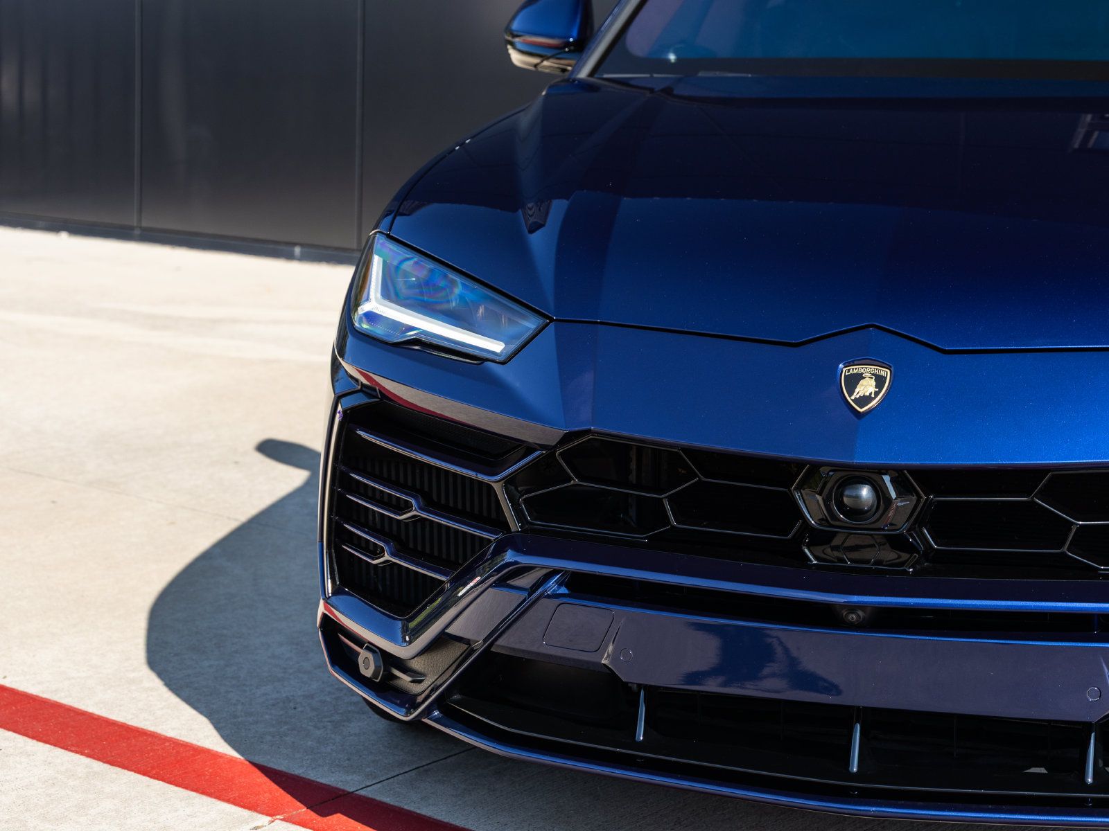 Used 2021 Lamborghini Urus AWD/4WD image 19