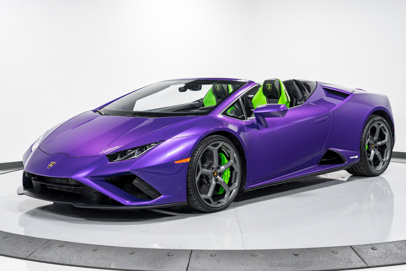 Used 2023 Lamborghini Huracan EVO RWD image 7