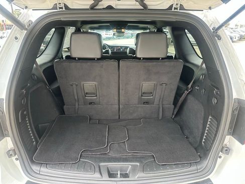 Used 2024 Dodge Durango GT image 27