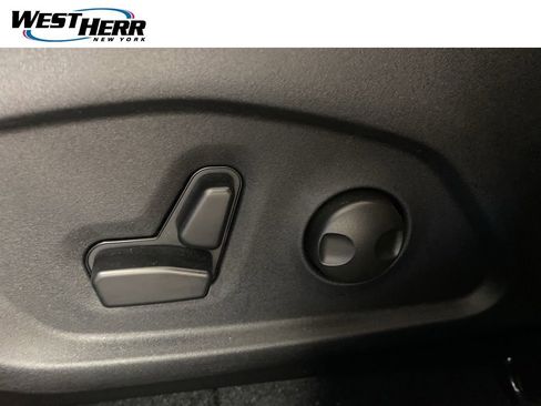Used 2026 Jeep Compass Limited AWD/4WD image 17
