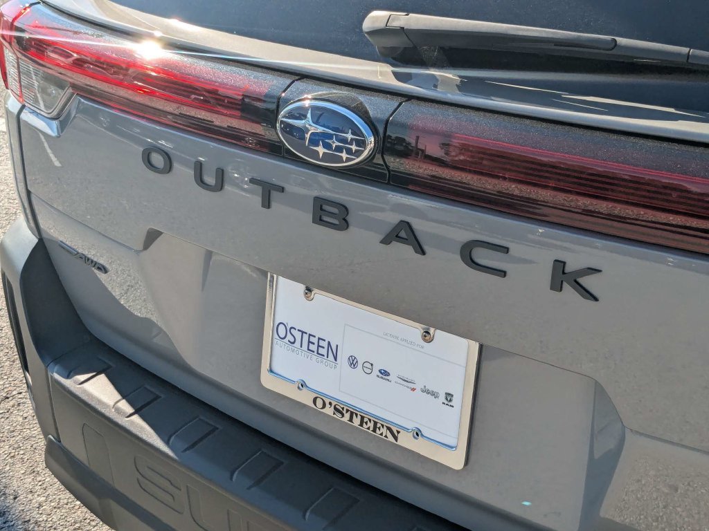 Used 2026 Subaru Outback Premium AWD/4WD image 15