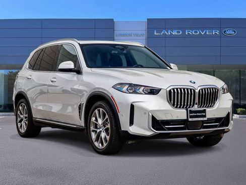 Used 2024 BMW X5 xDrive40i image 3