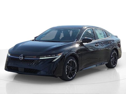 New 2026 Nissan Sentra SR image 2