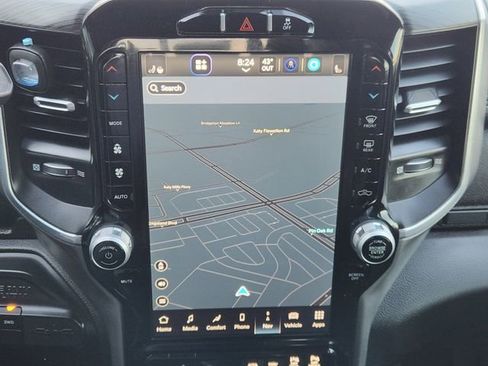 Used 2024 RAM 2500 Laramie w/ Night Edition image 12