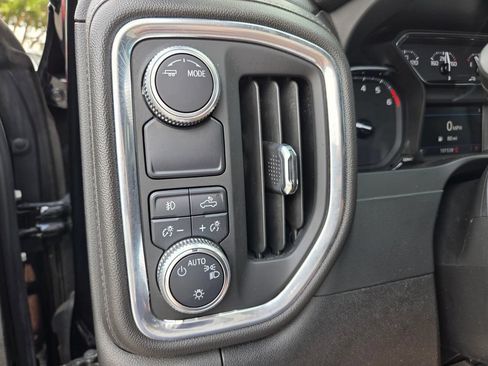 Used 2020 GMC Sierra 1500 Elevation w/ Elevation Value Package RWD image 22