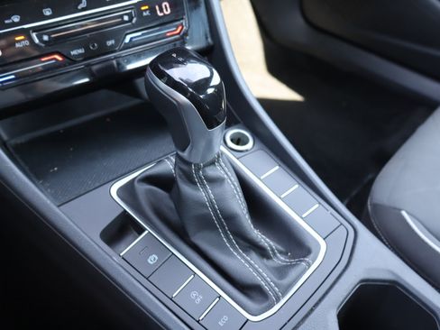 Used 2025 Volkswagen Jetta Sport FWD image 28