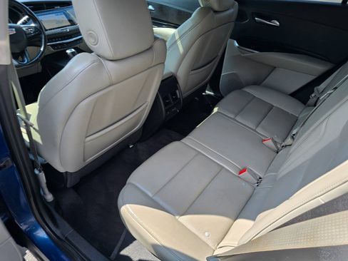 Used 2019 Cadillac XT4 Premium Luxury FWD image 26