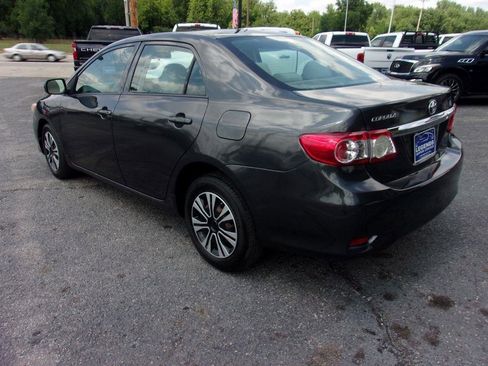 Used 2012 Toyota Corolla L FWD image 2