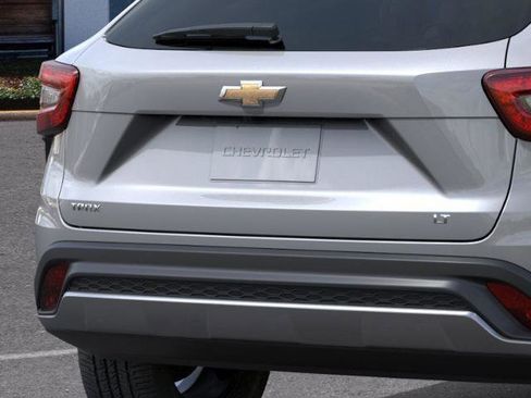 New 2026 Chevrolet Trax LT image 14