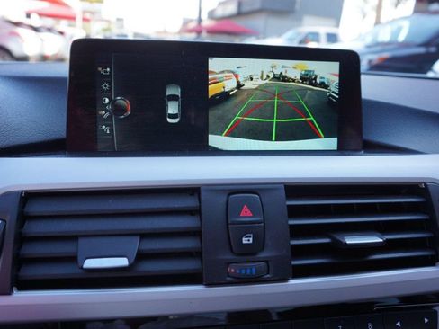 Used 2017 BMW 320i Sedan image 20