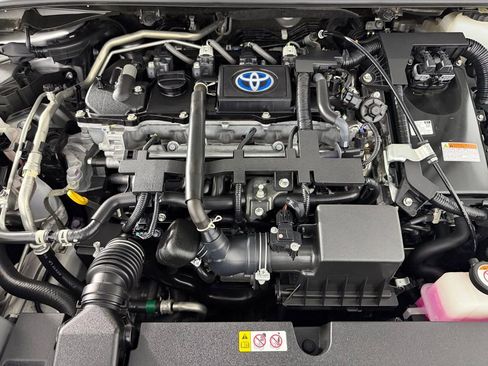 Used 2022 Toyota Corolla LE image 31