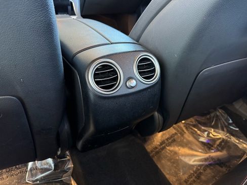 Certified 2022 Mercedes-Benz GLC 300 4MATIC image 19