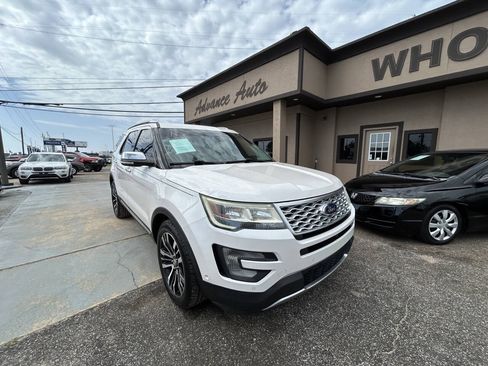 Used 2016 Ford Explorer Platinum AWD/4WD image 7