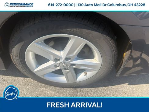 Used 2013 Toyota Camry SE FWD image 11