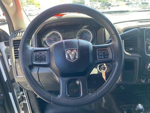 Used 2018 RAM 3500 Tradesman AWD/4WD image 11
