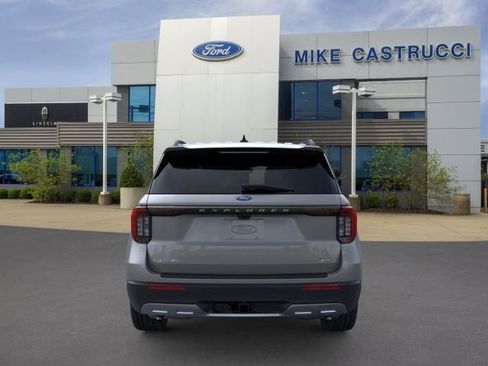 New 2026 Ford Explorer Active w/ Active Comfort Package AWD/4WD image 6