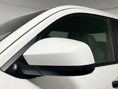 Used 2025 Toyota Tacoma TRD Off-Road image 12