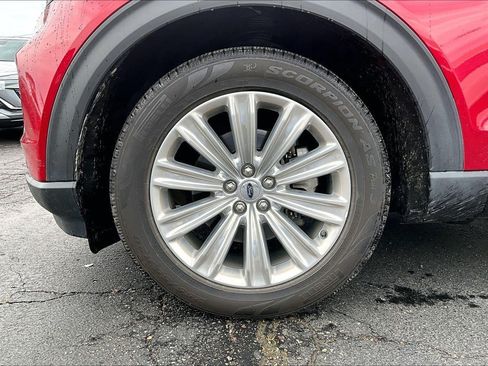 Used 2020 Ford Explorer Limited w/ Class III Trailer Tow Package AWD/4WD image 2