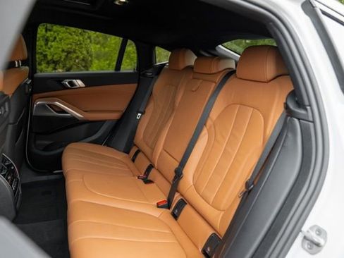 Used 2022 BMW X6 xDrive40i w/ M Sport Package AWD/4WD image 50