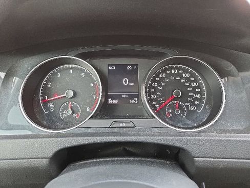 Used 2019 Volkswagen Golf S FWD image 13