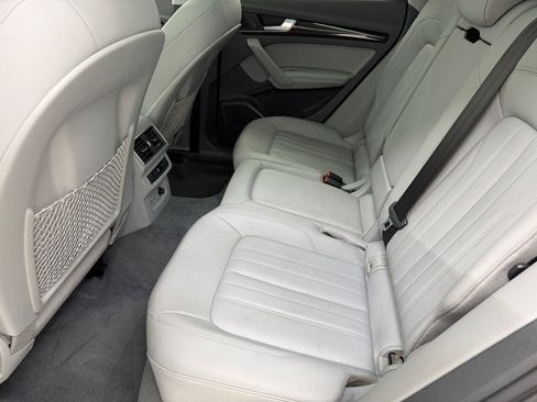 Used 2019 Audi Q5 Prestige w/ Prestige Package AWD/4WD image 25