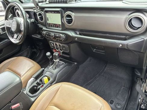 Used 2021 Jeep Gladiator Rubicon AWD/4WD image 36