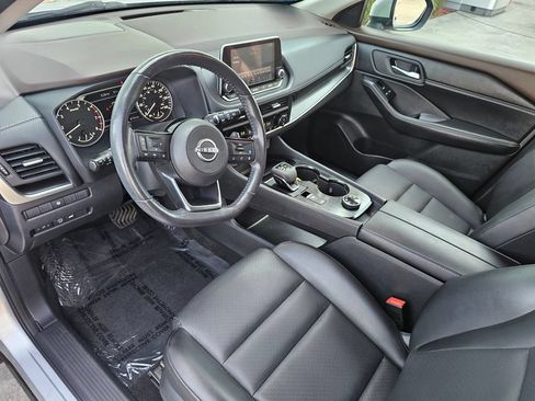 Certified 2023 Nissan Rogue SV w/ SV Premium B Package AWD/4WD image 18