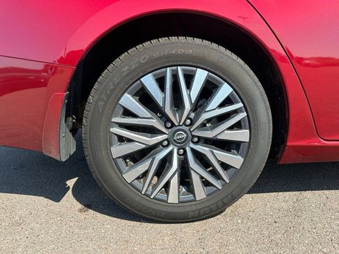 Used 2023 Nissan Altima 2.5 SV FWD image 37