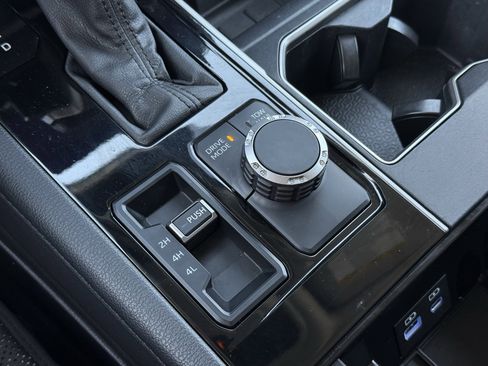 Used 2022 Toyota Tundra Limited image 23