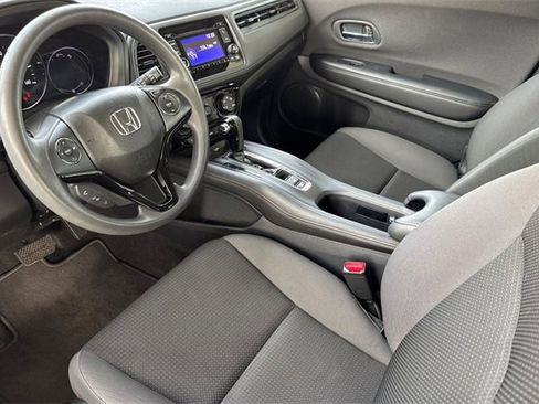 Used 2020 Honda HR-V LX image 12