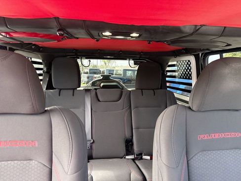 Used 2021 Jeep Wrangler Unlimited Rubicon w/ Steel Bumper Group image 25