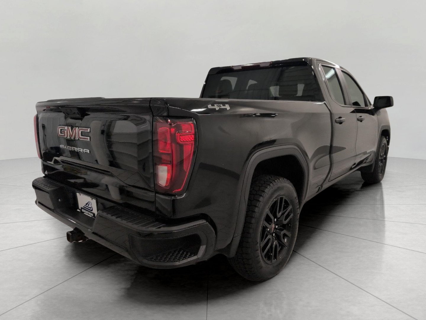 Used 2023 GMC Sierra 1500 Pro w/ Graphite Edition AWD/4WD image 20