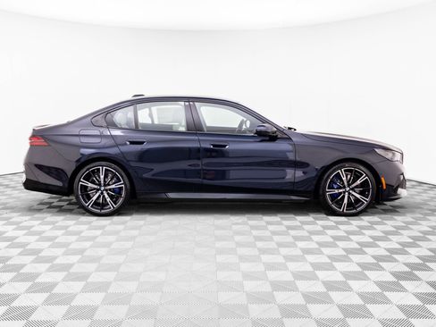 New 2027 BMW 550e xDrive w/ Executive Package AWD/4WD image 8