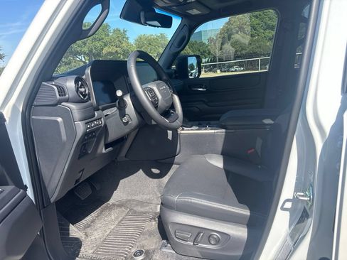 Used 2027 Toyota Land Cruiser AWD/4WD image 7