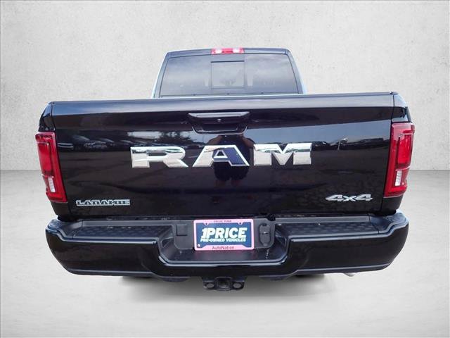 Used 2025 RAM 3500 Laramie AWD/4WD image 3