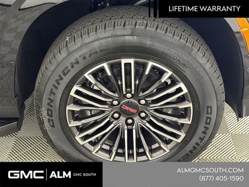 New 2026 GMC Yukon XL Elevation AWD/4WD image 14