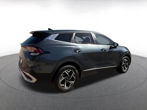 Used 2025 Kia Sportage LX FWD image 15