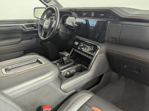 Used 2022 GMC Sierra 1500 AT4 w/ AT4 Premium Package AWD/4WD image 23